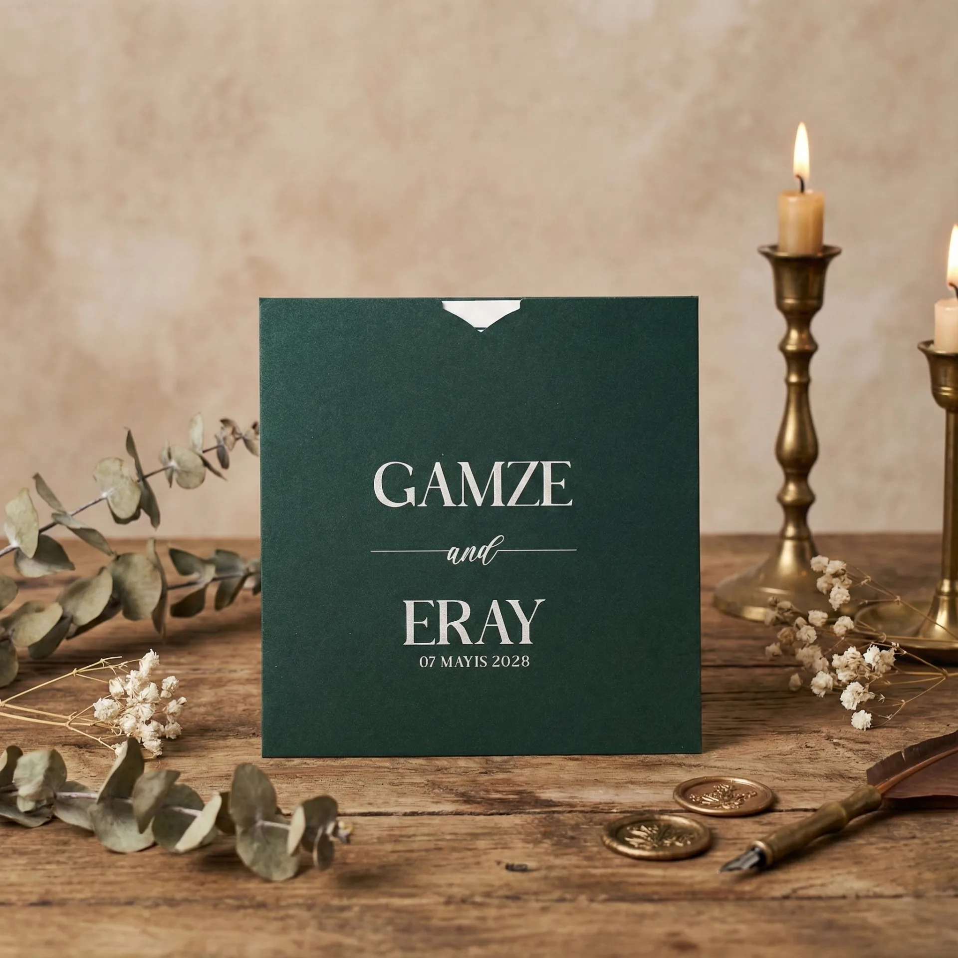 Hizli Davetiye Yeşil Zeminli Gümüş Desenli Kare Davetiye 55 205